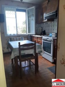 For sale Saint-junien 3 rooms 70 m2 Haute vienne (87200) photo 2