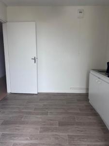 For sale Toulouse 2 rooms 56 m2 Haute garonne (31200) photo 2