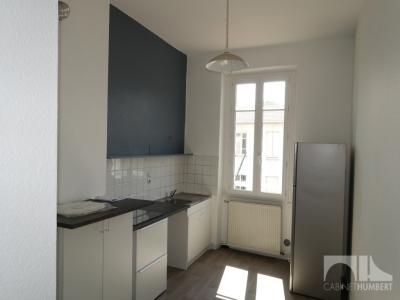 Louer Appartement Saint-etienne 465 euros