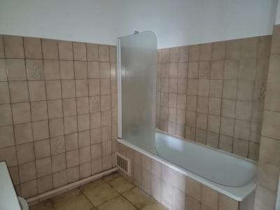 For sale Narbonne EDF 2 rooms 45 m2 Aude (11100) photo 4