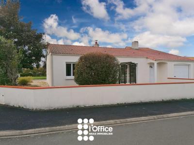 For sale Saint-julien-des-landes 5 rooms 118 m2 Vendee (85150) photo 2