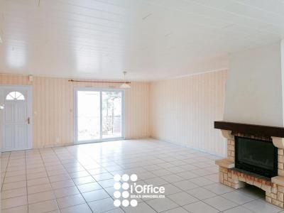 For sale Saint-julien-des-landes 5 rooms 118 m2 Vendee (85150) photo 4