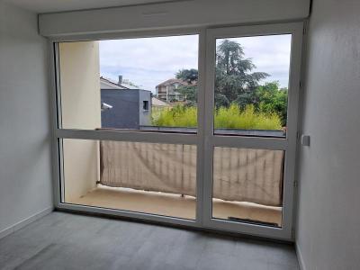 For rent Merignac 1 room 15 m2 Gironde (33700) photo 0