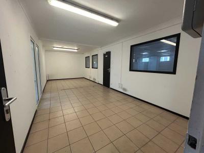 Acheter Local commercial 1067 m2 Evreux