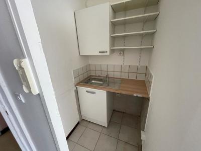 For rent Aix-en-provence 1 room 23 m2 Bouches du Rhone (13090) photo 1