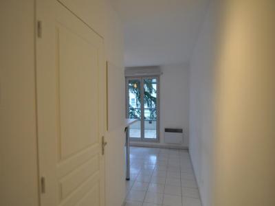 Louer Appartement 37 m2 Lyon-3eme-arrondissement