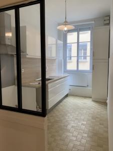 Louer Appartement 93 m2 Lyon-4eme-arrondissement