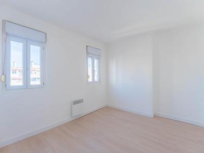 For rent Marseille-8eme-arrondissement 2 rooms 43 m2 Bouches du Rhone (13008) photo 0