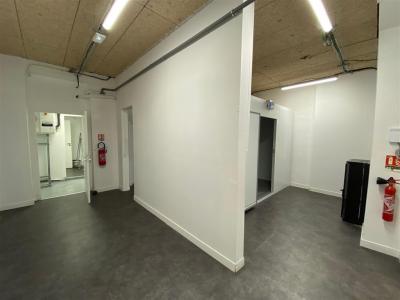 For rent Paris-17eme-arrondissement 104 m2 Paris (75017) photo 2