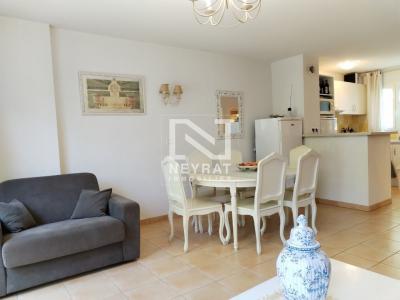 For sale Montauroux 5 rooms 74 m2 Var (83440) photo 1