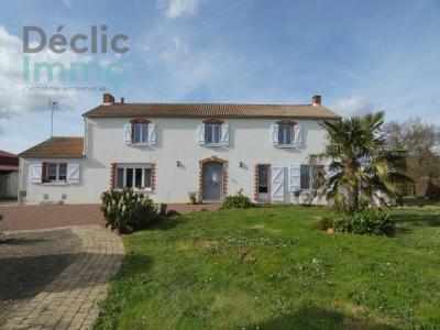 For sale Bernard 6 rooms 177 m2 Vendee (85560) photo 0