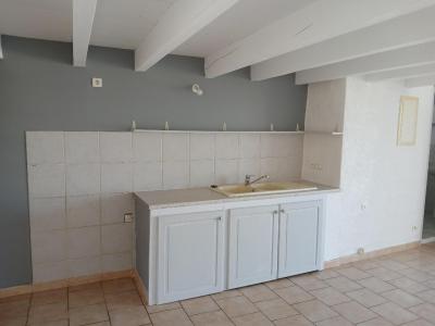 For rent Aigueze 3 rooms 52 m2 Gard (30760) photo 3