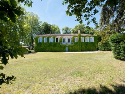 For sale Yvrac 10 rooms 600 m2 Gironde (33370) photo 0