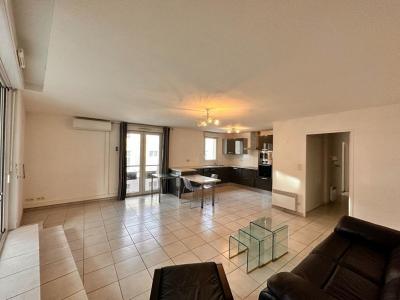 For sale Agen 5 rooms 103 m2 Lot et garonne (47000) photo 4