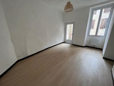 Louer Appartement 40 m2 Vigan