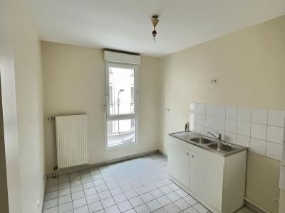 For sale Lyon-3eme-arrondissement 3 rooms 71 m2 Rhone (69003) photo 2