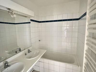 For sale Lyon-3eme-arrondissement 3 rooms 67 m2 Rhone (69003) photo 3