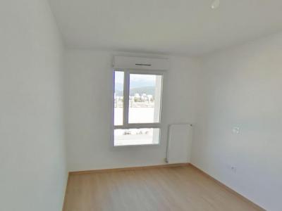 For rent Echirolles 2 rooms 42 m2 Isere (38130) photo 2