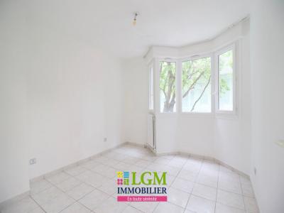 For sale Montpellier 4 rooms 83 m2 Herault (34000) photo 3