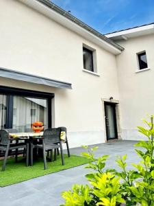 For sale Mandeure 8 rooms 240 m2 Doubs (25350) photo 4