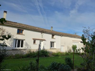 For sale Sauze-vaussais 4 rooms 69 m2 Deux sevres (79190) photo 0