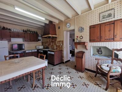 For sale Saint-pierre-le-vieux 5 rooms 114 m2 Vendee (85420) photo 3