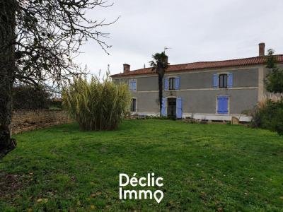 For sale Saint-pierre-le-vieux 4 rooms 130 m2 Vendee (85420) photo 0