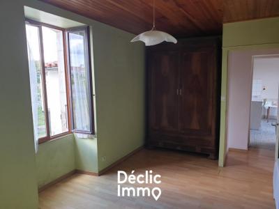 For sale Saint-pierre-le-vieux 4 rooms 130 m2 Vendee (85420) photo 3