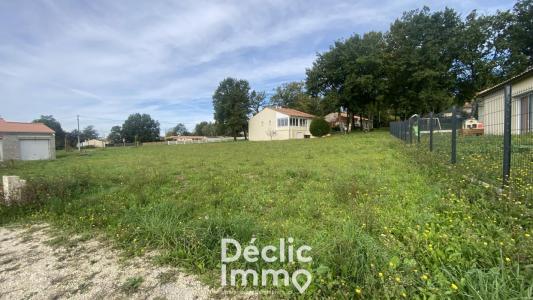 For sale Sireuil 625 m2 Charente (16440) photo 0