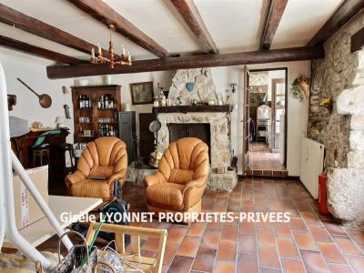 Acheter Maison Saint-julien-molhesabate 230000 euros