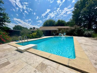 For sale Pugnac 6 rooms 135 m2 Gironde (33710) photo 3