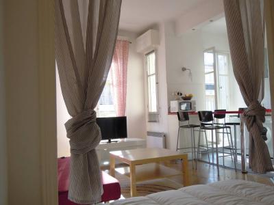 For rent Nice 1 room 30 m2 Alpes Maritimes (06000) photo 1