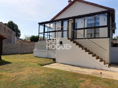 For sale Aigrefeuille-d'aunis 7 rooms 126 m2 Charente maritime (17290) photo 0