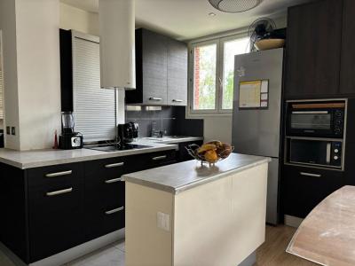 For sale Maisons-alfort 3 rooms 64 m2 Val de Marne (94700) photo 3