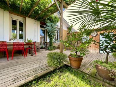 For sale Bordeaux 4 rooms 100 m2 Gironde (33300) photo 1