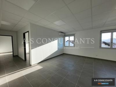 For rent Chanas 91 m2 Isere (38150) photo 0