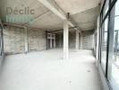 Location Local commercial Saussan  85 m2