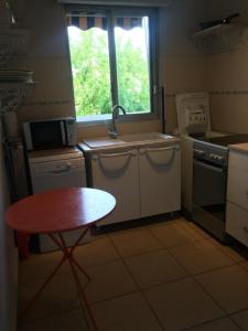 For rent Boulogne-billancourt 2 rooms 44 m2 Hauts de Seine (92100) photo 2