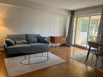 For rent Marseille 3 rooms 75 m2 Bouches du Rhone (13000) photo 2