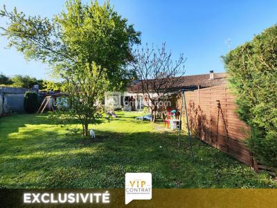 Acheter Immeuble Barbezieux-saint-hilaire 239000 euros