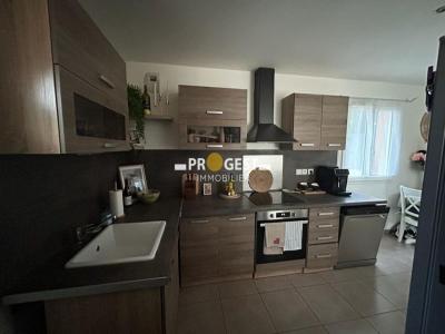 For rent Peynier 3 rooms 65 m2 Bouches du Rhone (13790) photo 2