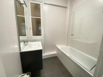 For rent Paris-15eme-arrondissement 2 rooms 41 m2 Paris (75015) photo 3