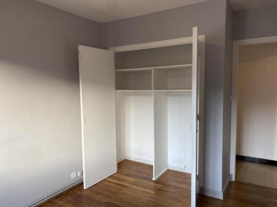 For rent Grenoble 2 rooms 45 m2 Isere (38000) photo 3