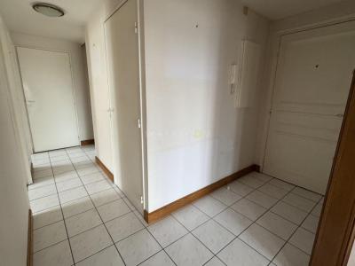 For sale Tours 3 rooms 76 m2 Indre et loire (37000) photo 4