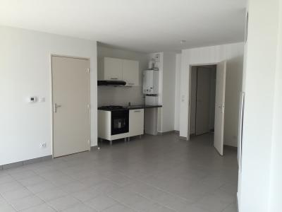 For rent Saint-priest 3 rooms 60 m2 Rhone (69800) photo 2