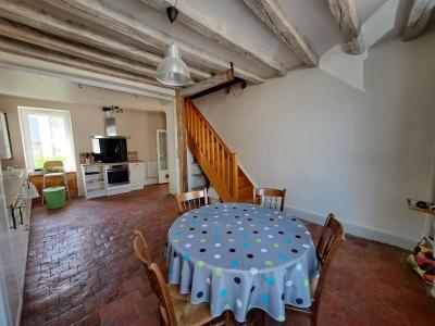 For sale Mehun-sur-yevre 5 rooms 89 m2 Cher (18500) photo 2