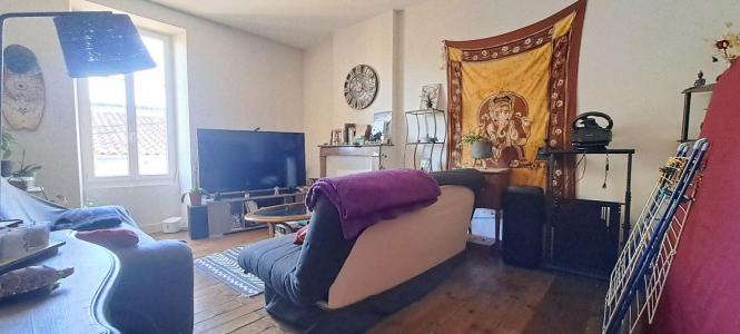 For rent Champdeniers-saint-denis 3 rooms 72 m2 Deux sevres (79220) photo 2