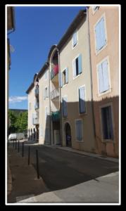 For rent Pont-saint-esprit 3 rooms 80 m2 Gard (30130) photo 0