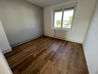 Louer Appartement Lezennes 608 euros