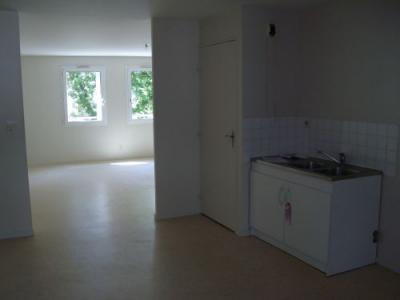 For rent Bourges 3 rooms 79 m2 Cher (18000) photo 1